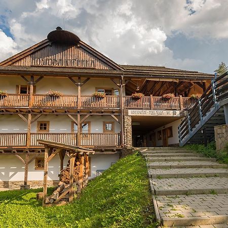 ホテルValasske Chalupy Kycerka Velké Karlovice エクステリア 写真